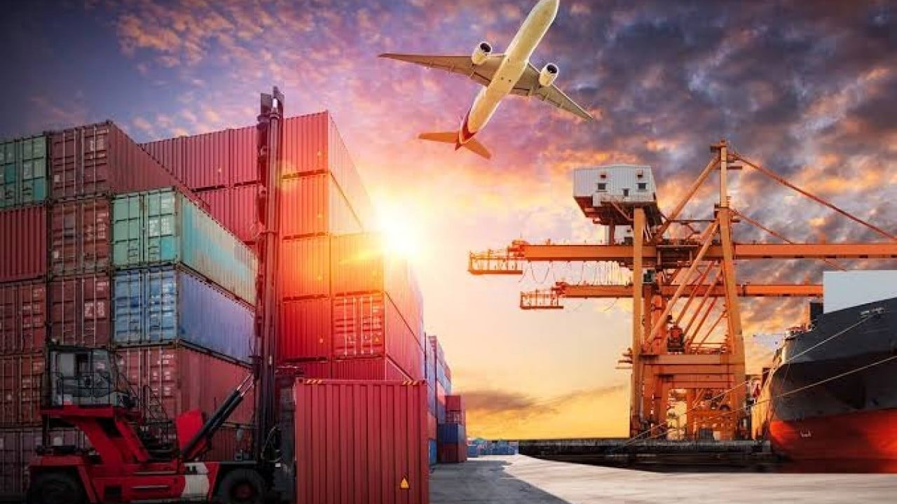 Foto - Ticaret Bakanlığı'nın anketine göre makas kapanıyor İhracat artacak ithalat azalıyor