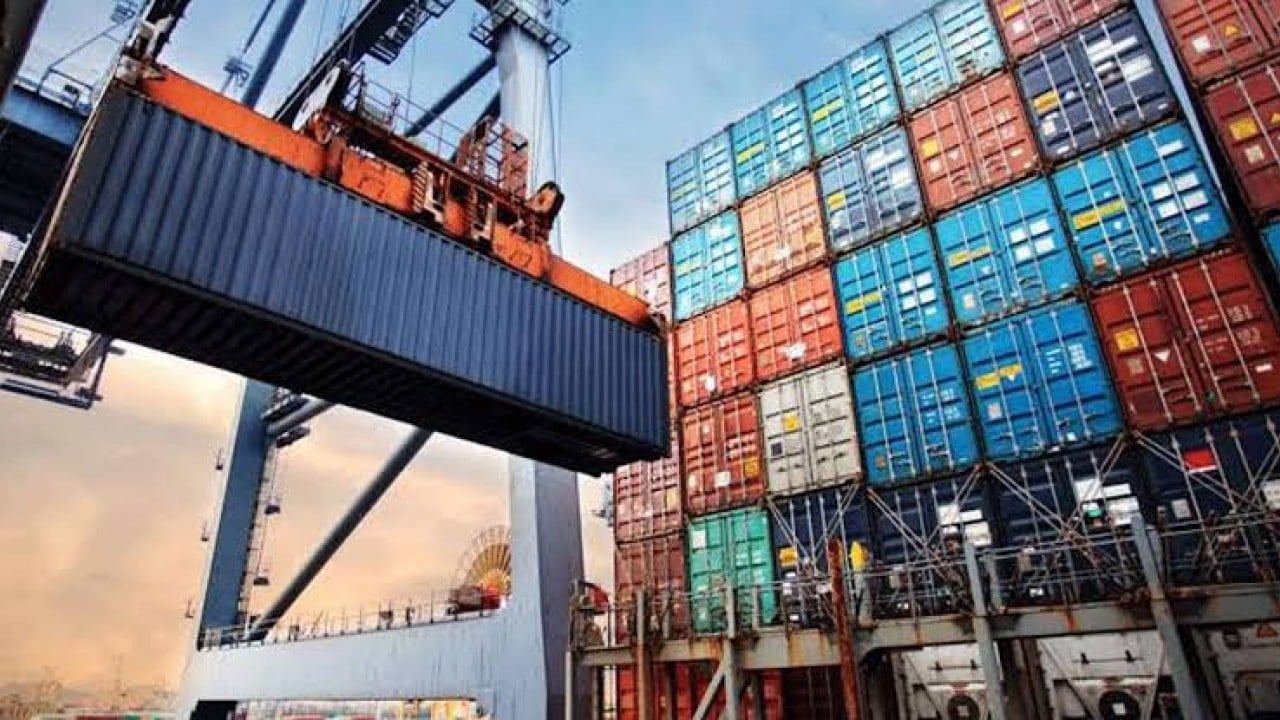 Foto - Ticaret Bakanlığı'nın anketine göre makas kapanıyor İhracat artacak ithalat azalıyor