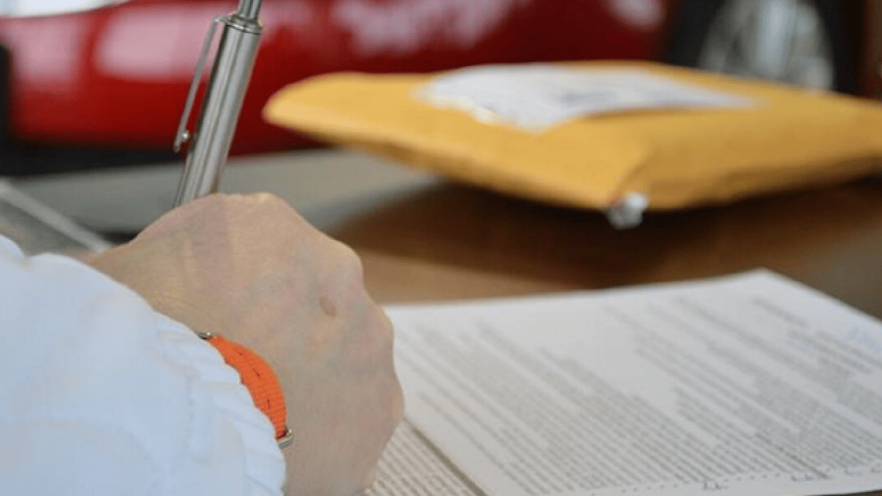 Foto - TİHEK’ten noter işlemlerinde yaş ayrımcılığına emsal karar: 65 yaş üstüne istenen rapora 100 bin liralık yaptırım