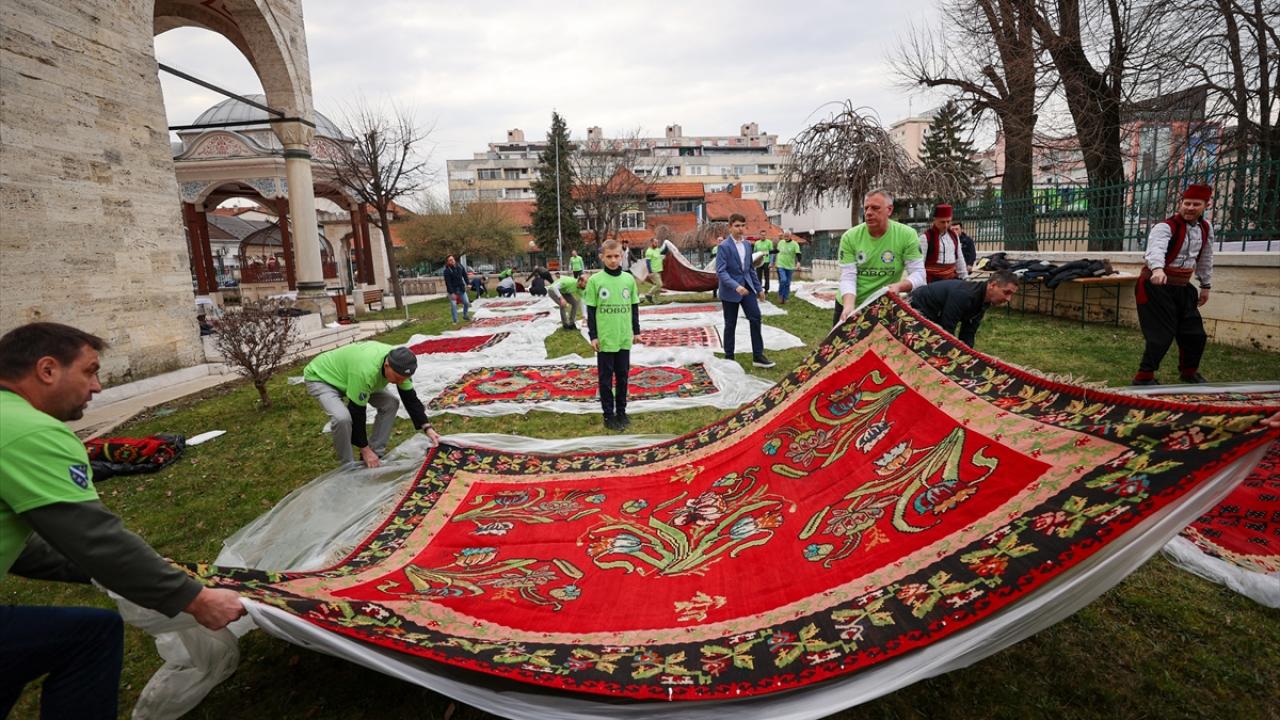 Foto - TİKA desteğiyle onarılmıştı! Bosna Hersek'teki tarihi Ferhadiye Camisi'nde geleneksel iftar sofrası kuruldu