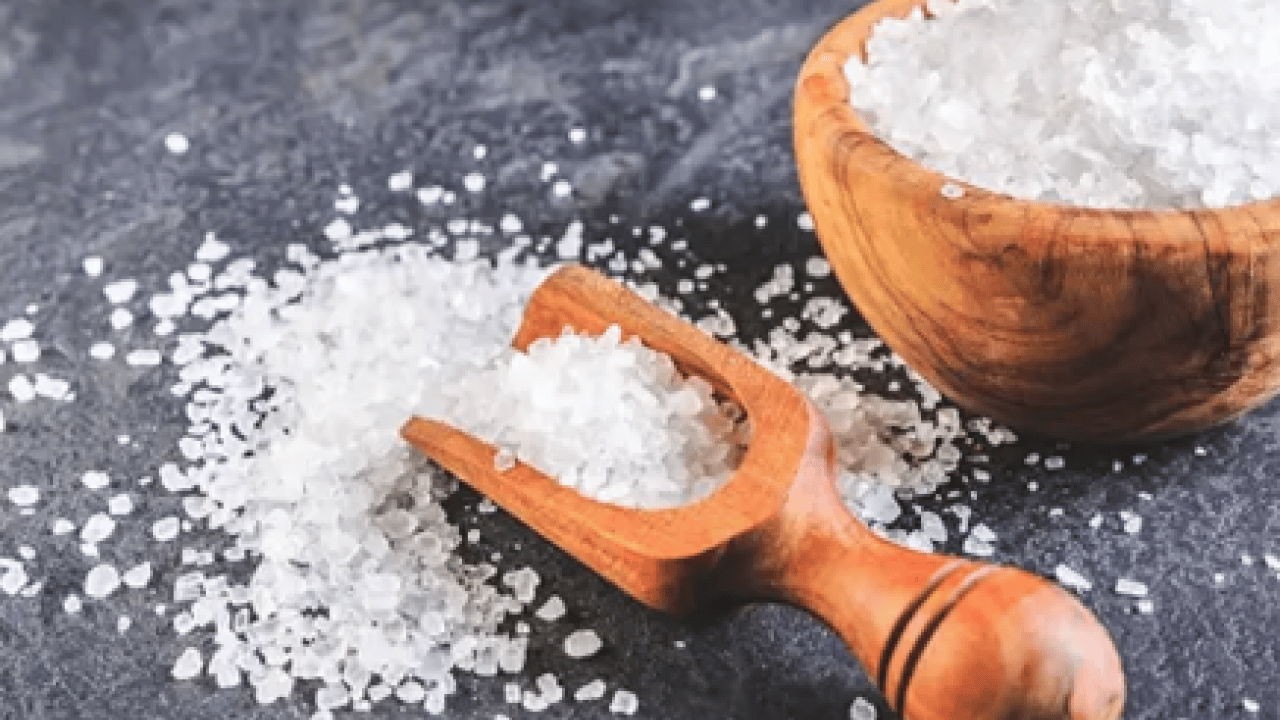 Foto - Tıkanmış lavaboyu şak diye açan tek malzeme: Yemek artıkları, sabun kalıntılar! Deterjanları çöpe atın! Hiç yaptınız mı?