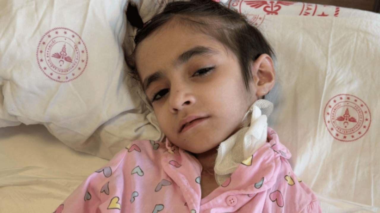 Foto - Tıp tarihine giren mucize! 10 kiloluk çocuktan 3 kiloluk tümor çıktı