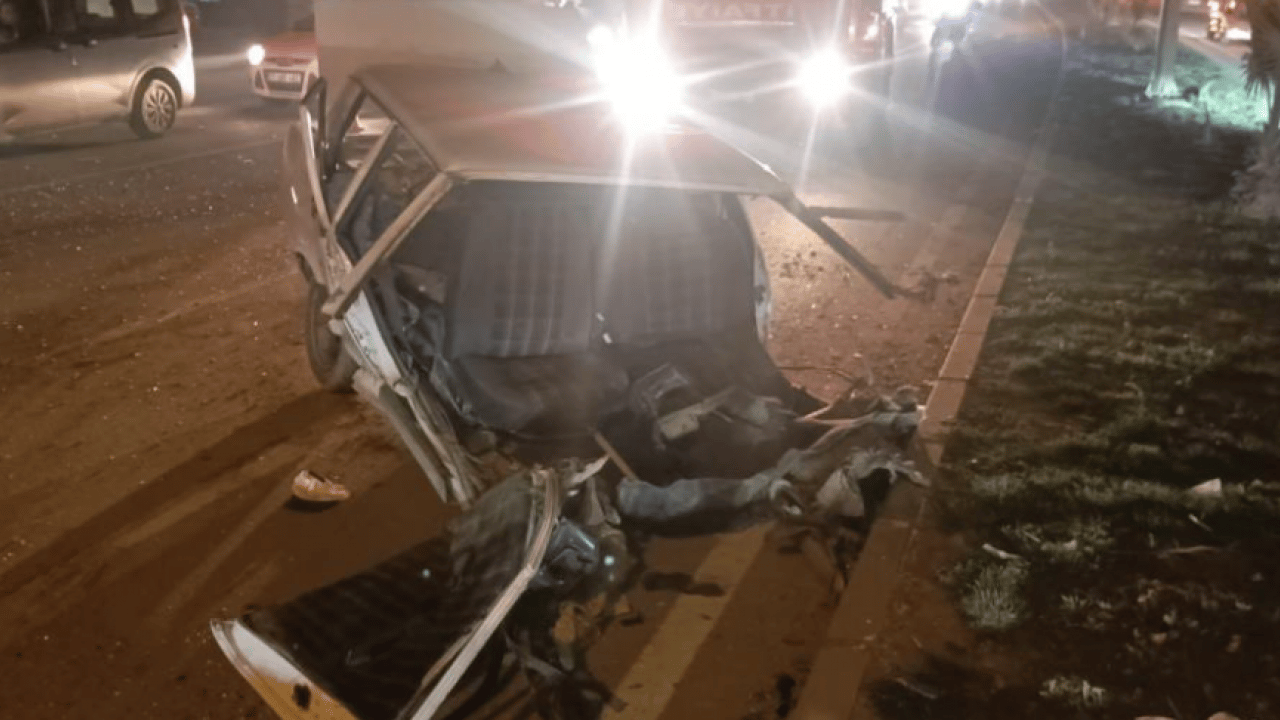 TIR ile çarpışan Tofaş ikiye ayrılmıştı! Kazadan sağ kurtulan sürücüden acı haber geldi