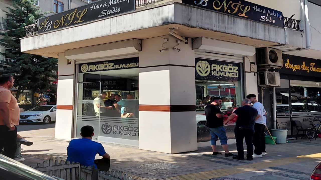 Foto - Tırnakçılara esnaf tokadı! Uyanık kuyumcu oyunu bozdu!