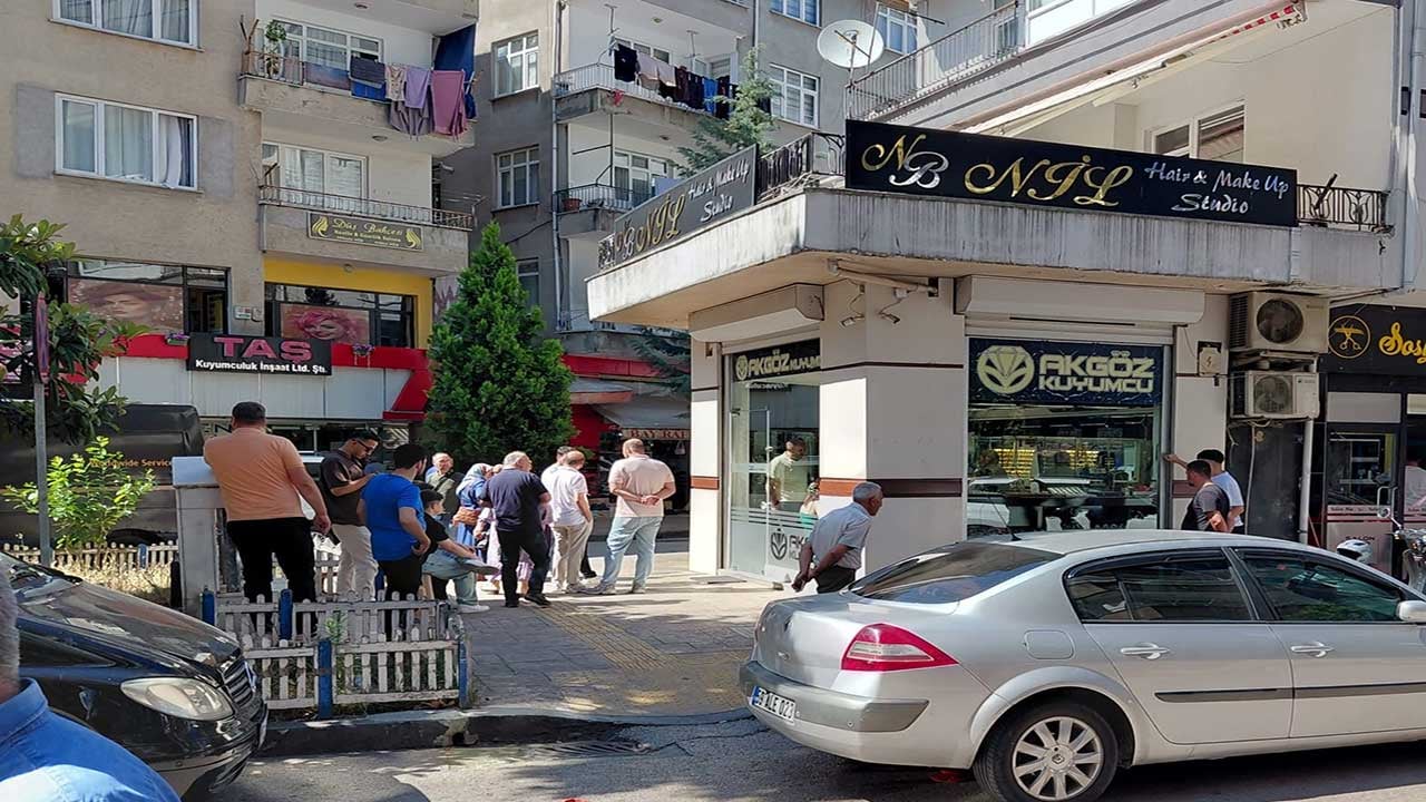 Foto - Tırnakçılara esnaf tokadı! Uyanık kuyumcu oyunu bozdu!