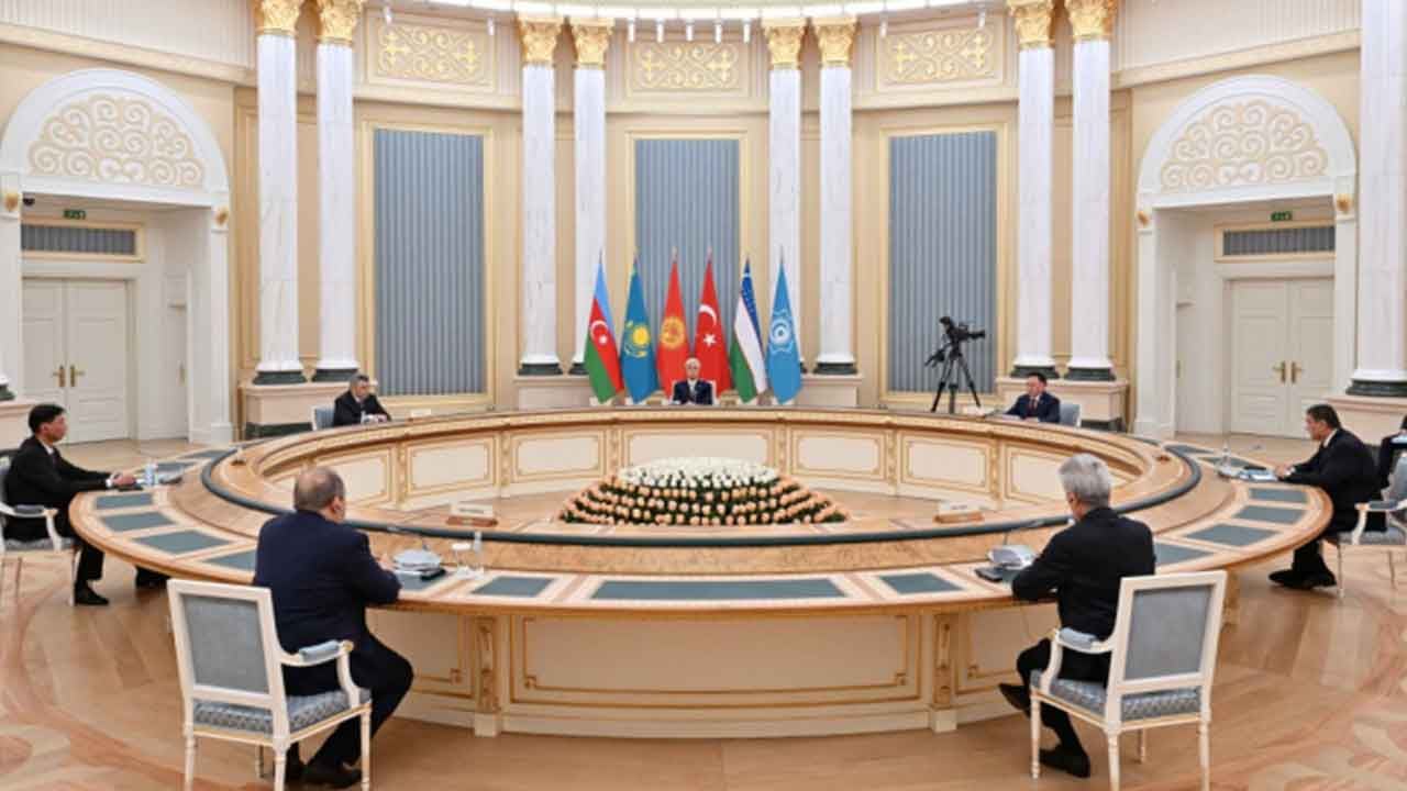 Foto - Tokayev bir öyle bir böyle: Türkiye'yi hayal kırıklığına uğratan karara imza atan Kazakistan'dan flaş hamle