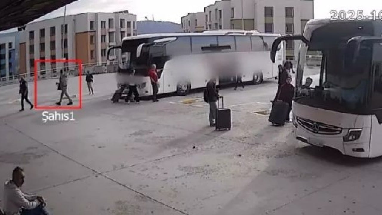 Foto - Tomografisi çekilince hapsi boyladı: Midesinden çıkanlar şok etti!