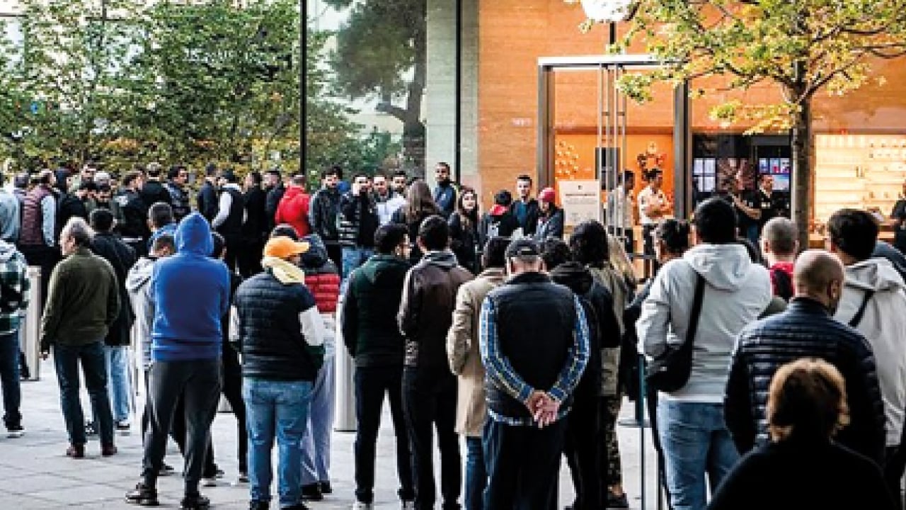 Foto - Toplumsal çürüme kapıda mı? İletişim uzmanından dikkat çeken açıklama