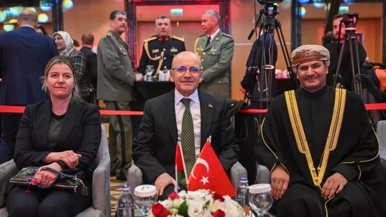 Foto - Toprakları petrol kaynayan ülke Türkiye'nin savunma sanayii silahlarına talip oldu