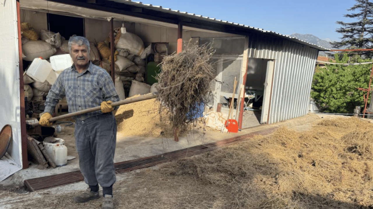 Foto - Toroslar'dan çıkan büyük başarı: 30 yıl önce bir kazanla başladı! Şimdi dünyaya satıyor