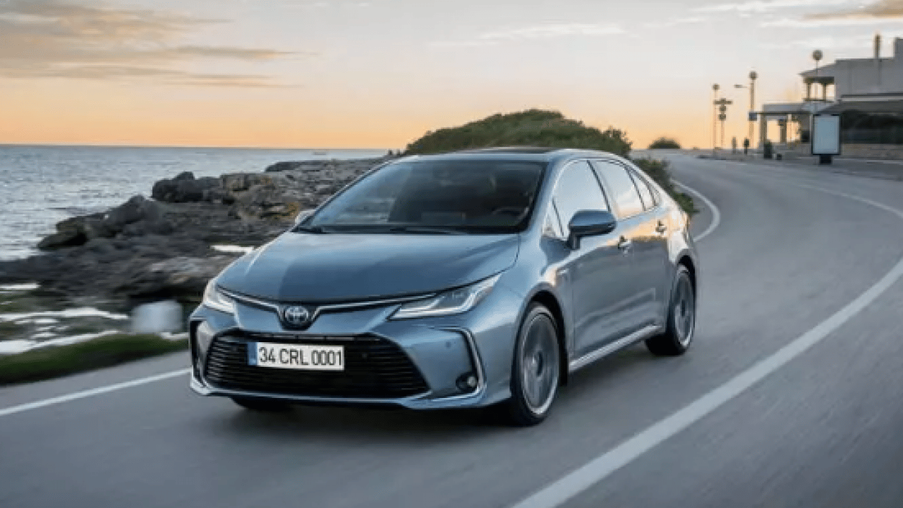 Foto - Yılın sonunda yaptı yapacağını: Toyota'dan 392 bin TL indirim!