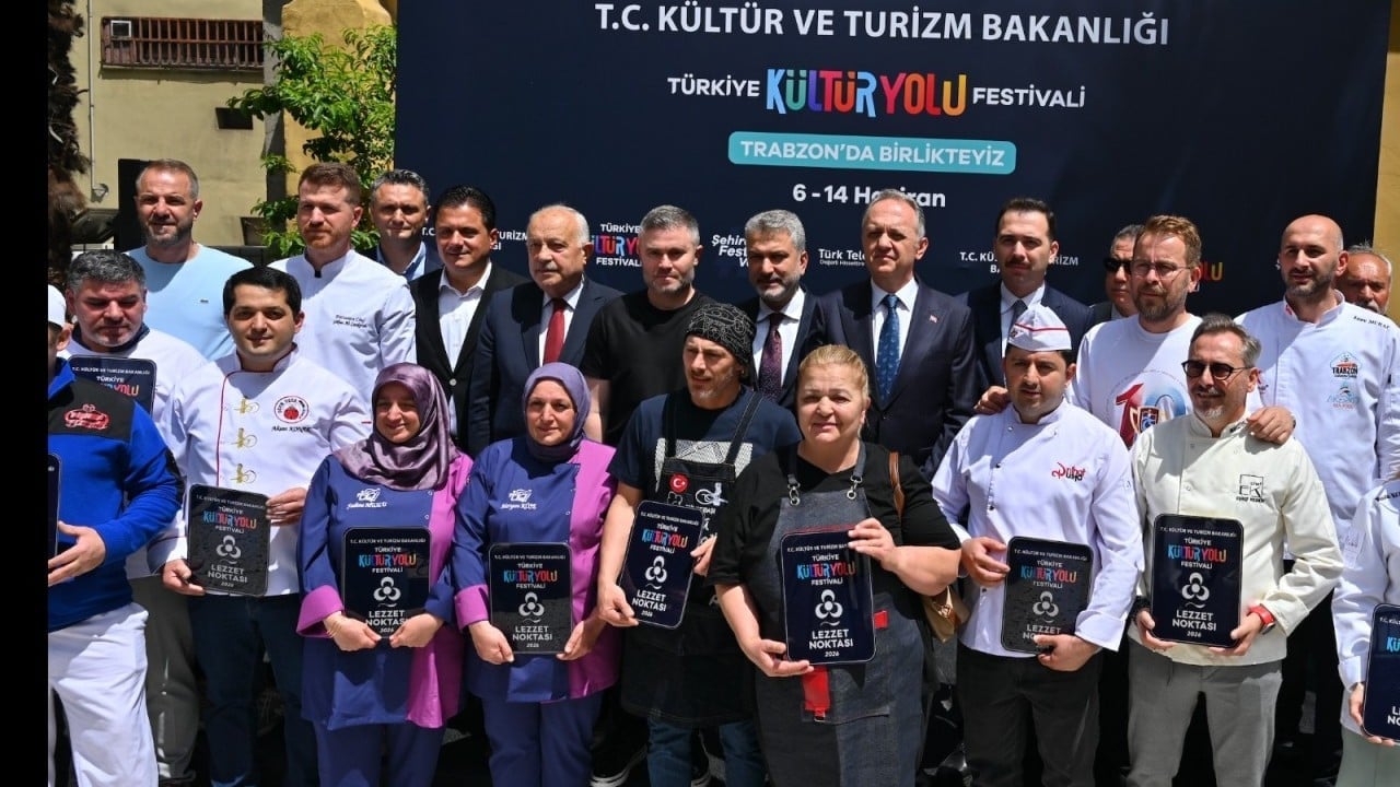 Foto - Trabzon Kültür Yolu Festivali coşkusu başladı: Karadeniz'in kültür, sanat ve gastronomi zenginliği...