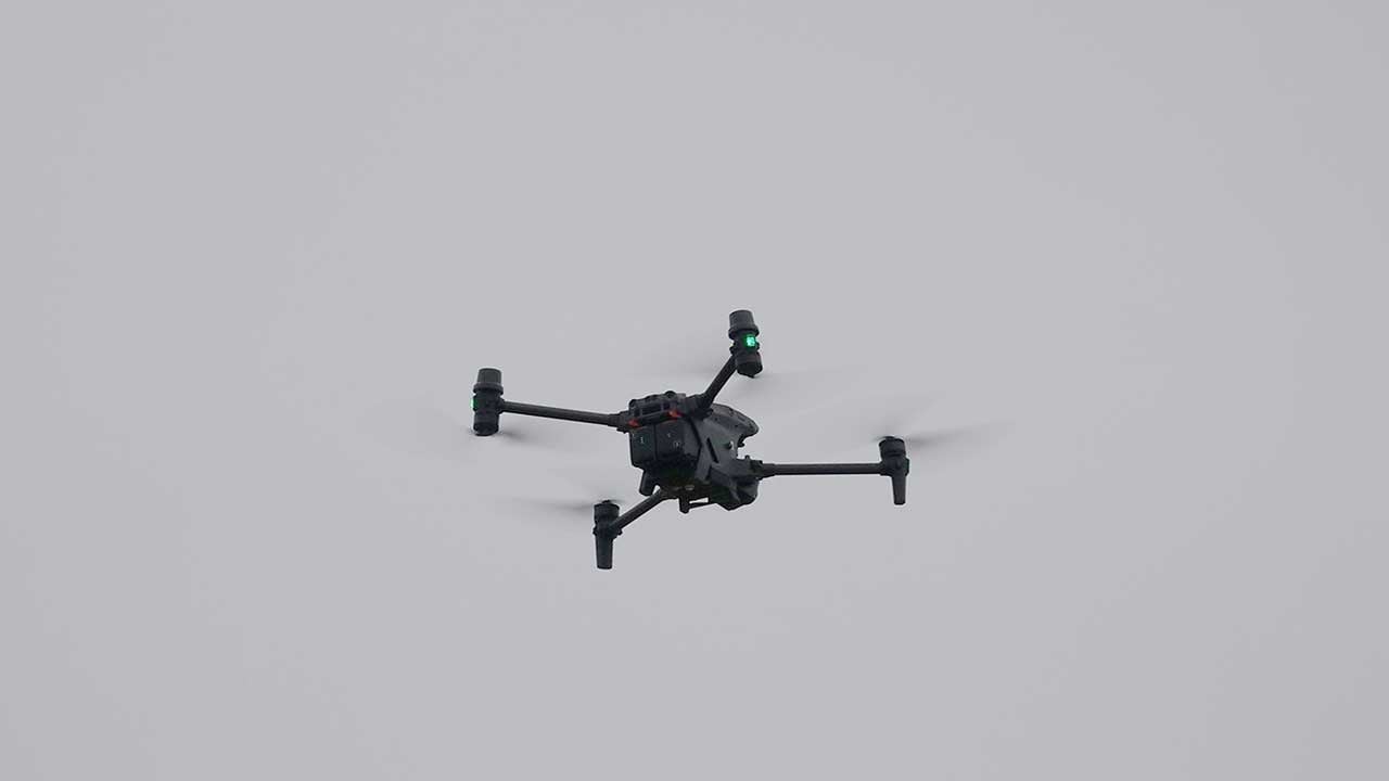 Foto - Trabzon'da korkulu bekleyiş! Sahilde eşyaları bulunan Enes Terzi için ekipler seferber oldu