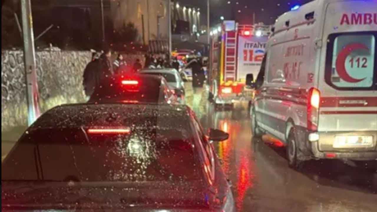 Foto - Trabzonspor Başkanı Ertuğrul Doğan'ın aracına saldırı: Hastaneye kaldırılanlar var