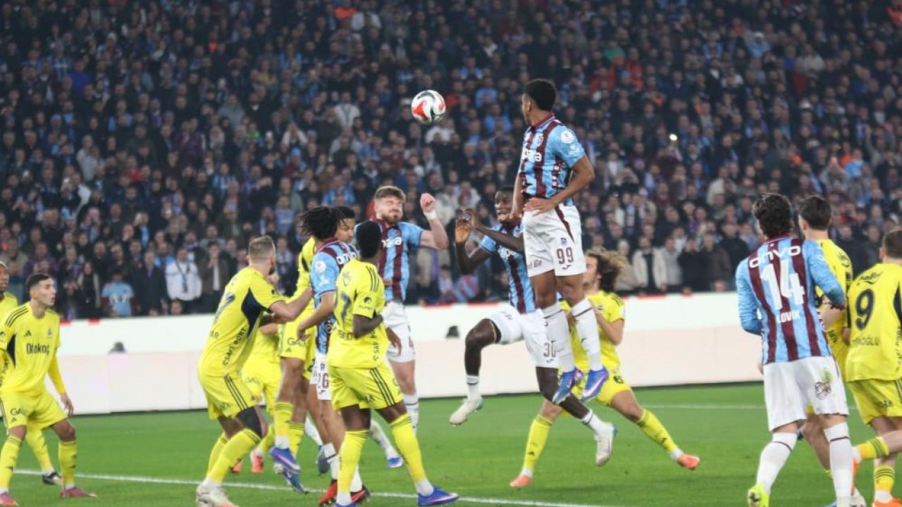 Foto - Trabzonspor gole ‘kafa’ yoruyor!