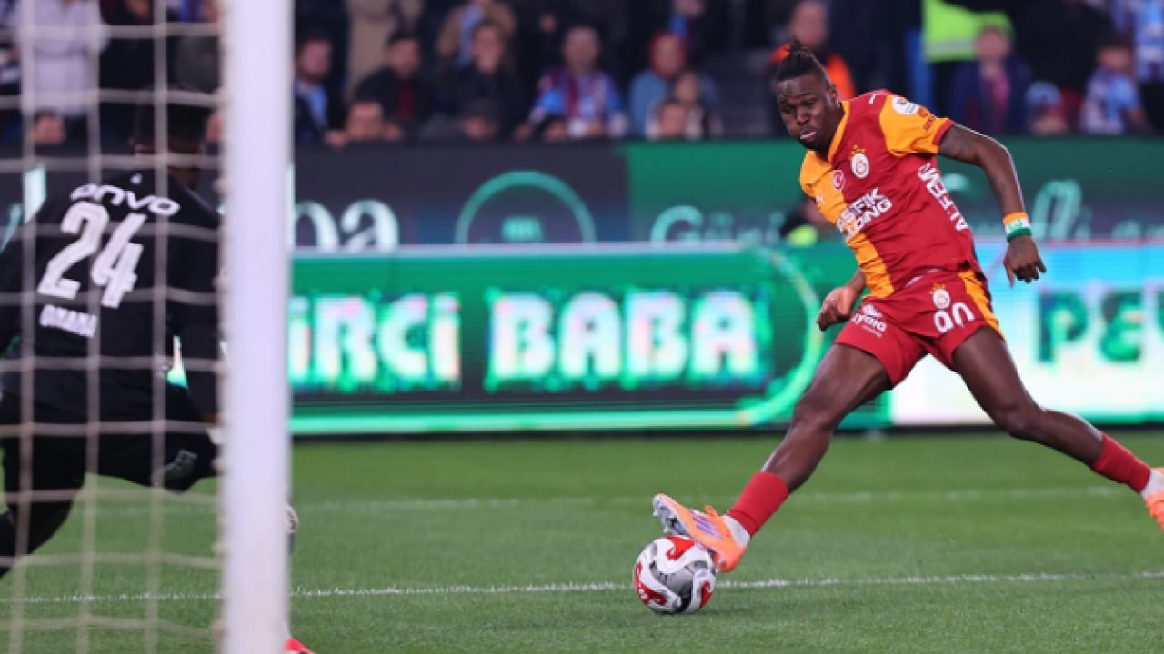 Foto - Trabzonspor maçı sonrası şok olay! Okan Buruk Icardi'nin biletini kesti