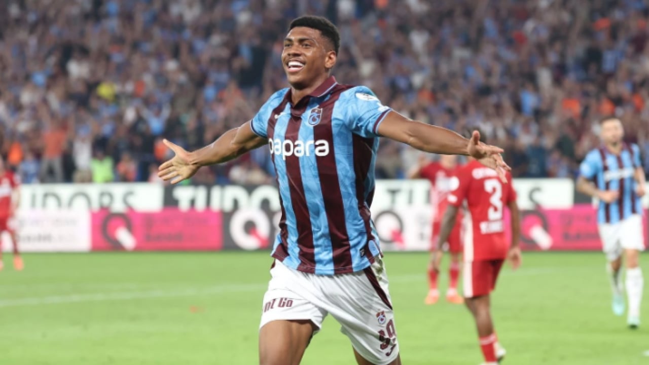 Foto - Trabzonspor’un dar rotasyonunda ‘joker’ futbolcu oldu