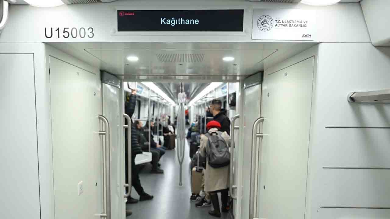 Foto - Trafiğe nefes aldırıyor: Türkiye’nin en hızlı metrosundan yeni rekor