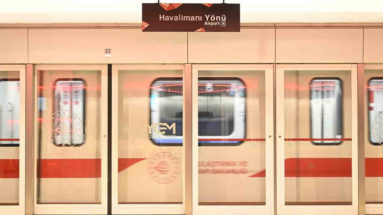 Foto - Trafiğe nefes aldırıyor: Türkiye’nin en hızlı metrosundan yeni rekor