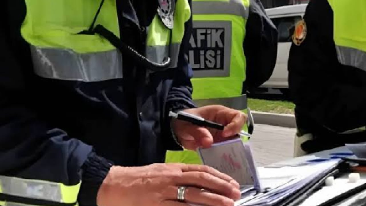 Foto - Trafik cezalarında emsal karar! Artık kesinleşmeden yapılamaz!