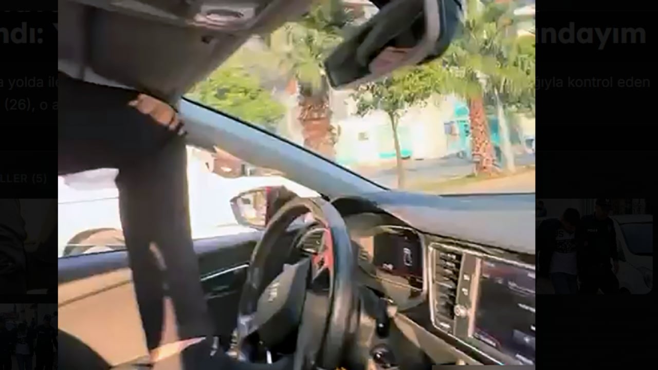 Foto - Trafik magandasına ev hapsi: Açılır tavandan çıkıp aracı ayağıyla kullandı