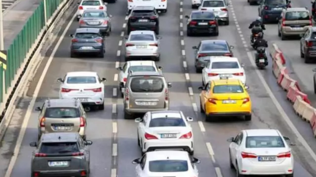 Foto - Trafikte yeni dönem resmen başladı: 140 bin lira cezası var!