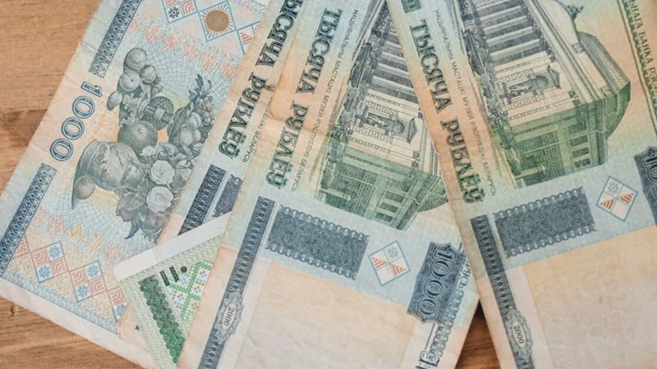 Foto - Trilyon dolarlar tahttan indirildi: Banknotlar bir gecede sıfıra indi... Ortadan kalktılar