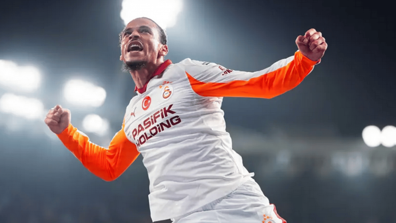 Foto - Trio ekibi, Başakşehir - Galatasaray maçındaki iptal edilen golde son kararını verdi...