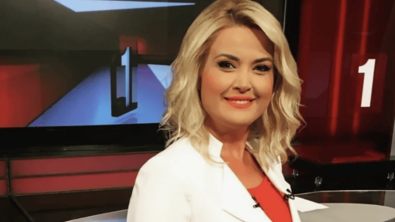 Foto - TRT spikerinden şok Anneler Günü mesajı! Görevine son verildi!