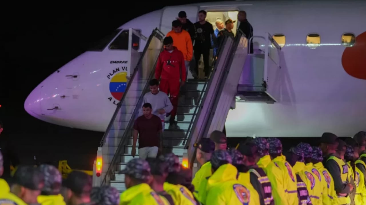 Foto - Trump istedi Maduro kabul etti! Uçaklar yola çıkıyor!