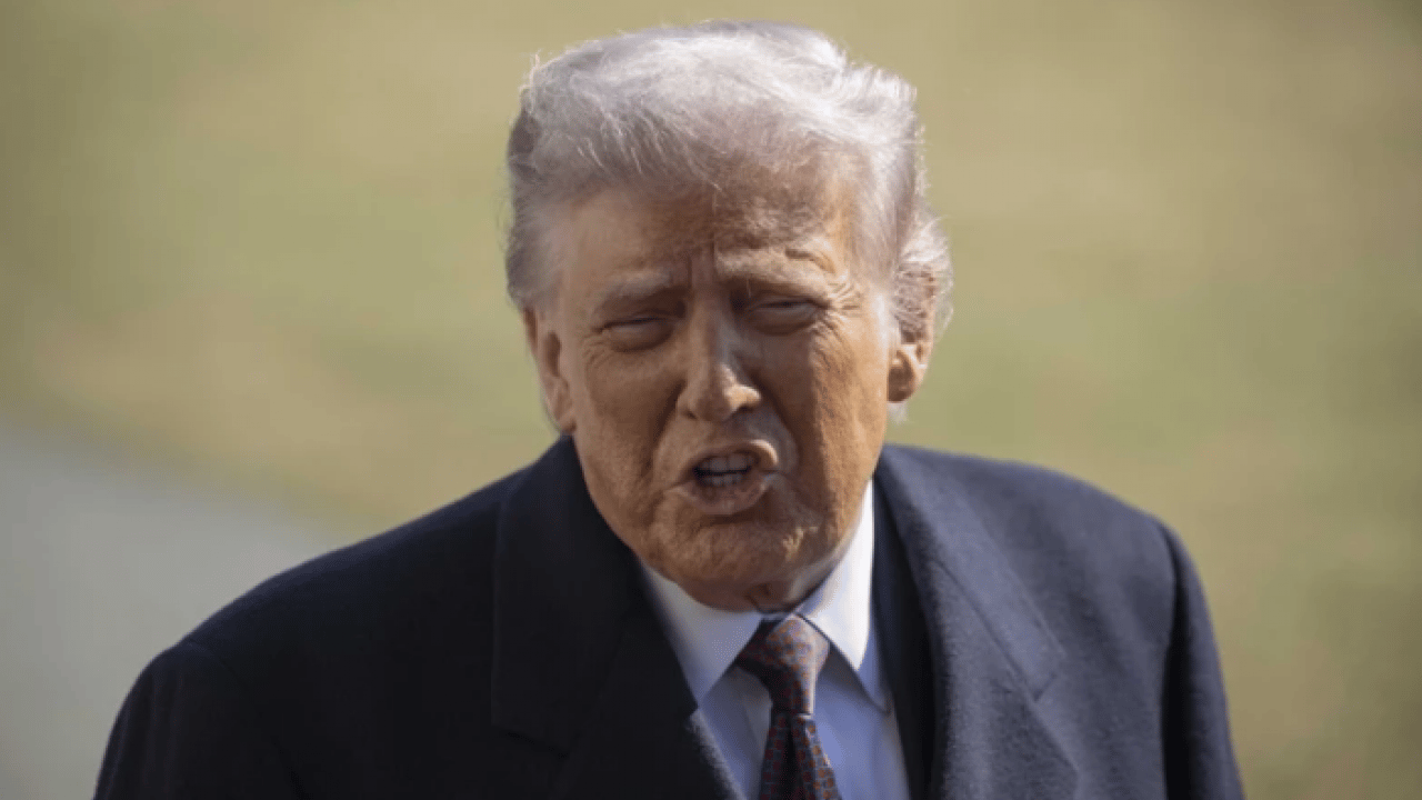 Foto - Trump iyice köşeye sıkıştı: Gizli tutulan Epstein belgeleri yayınlandı!