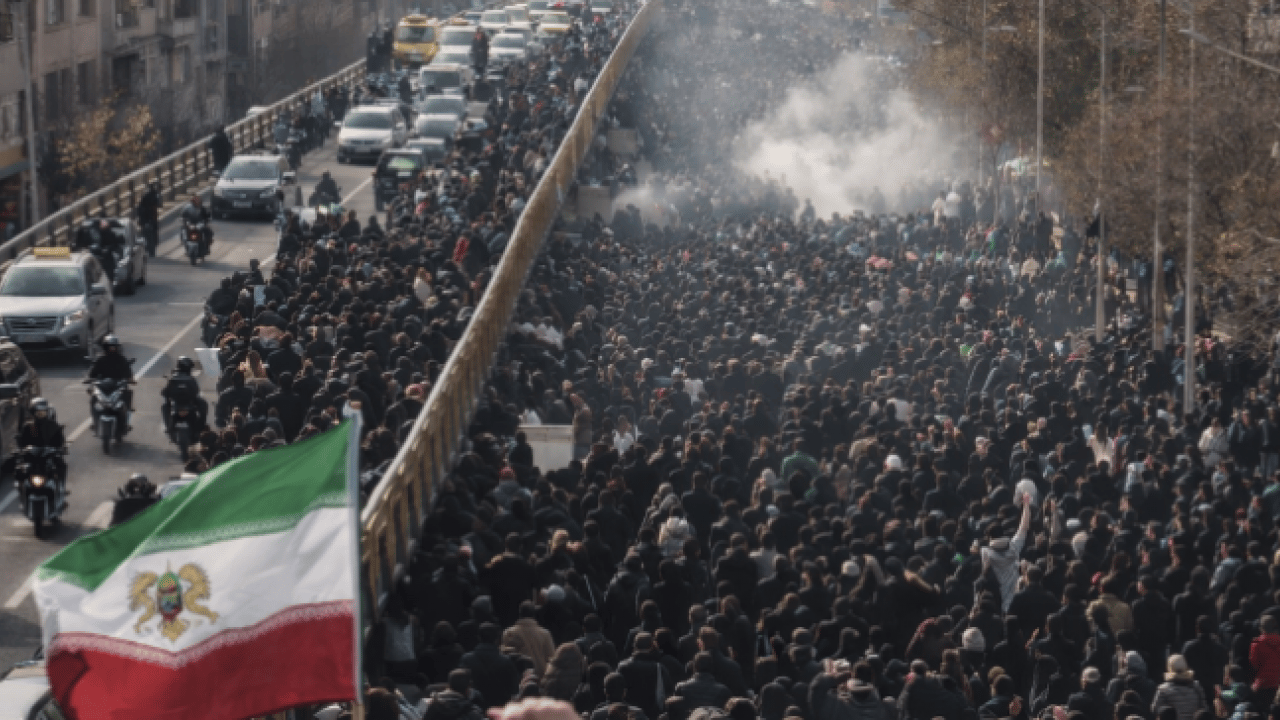 Foto - Trump tehdit etmişti: İran fişi çekti!