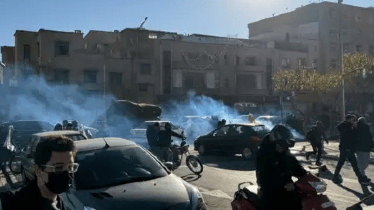 Foto - Trump tehdit etmişti: İran fişi çekti!