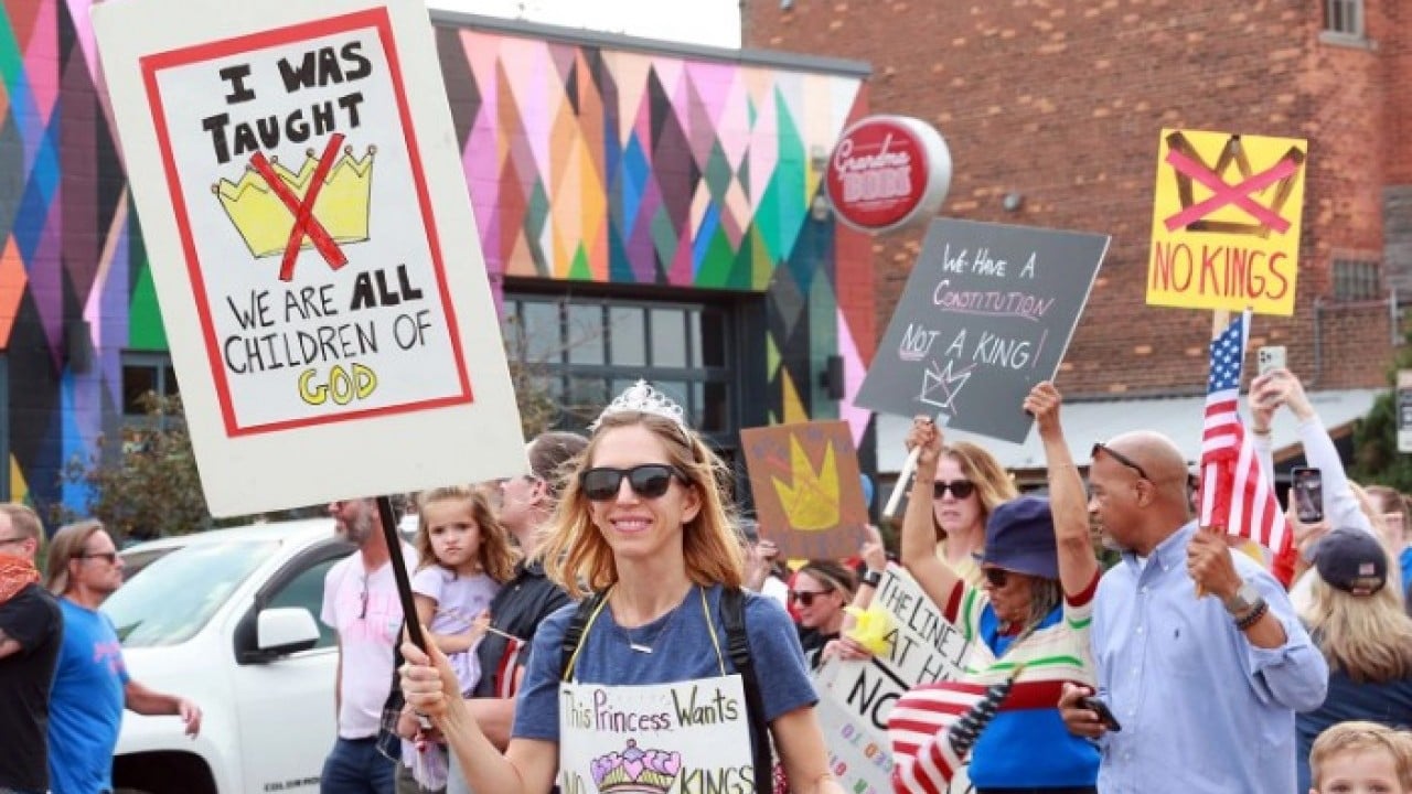 Foto - Trump’a karşı ‘Krallara Hayır’ dediler! ABD'de milyonlarca kişi sokağa döküldü