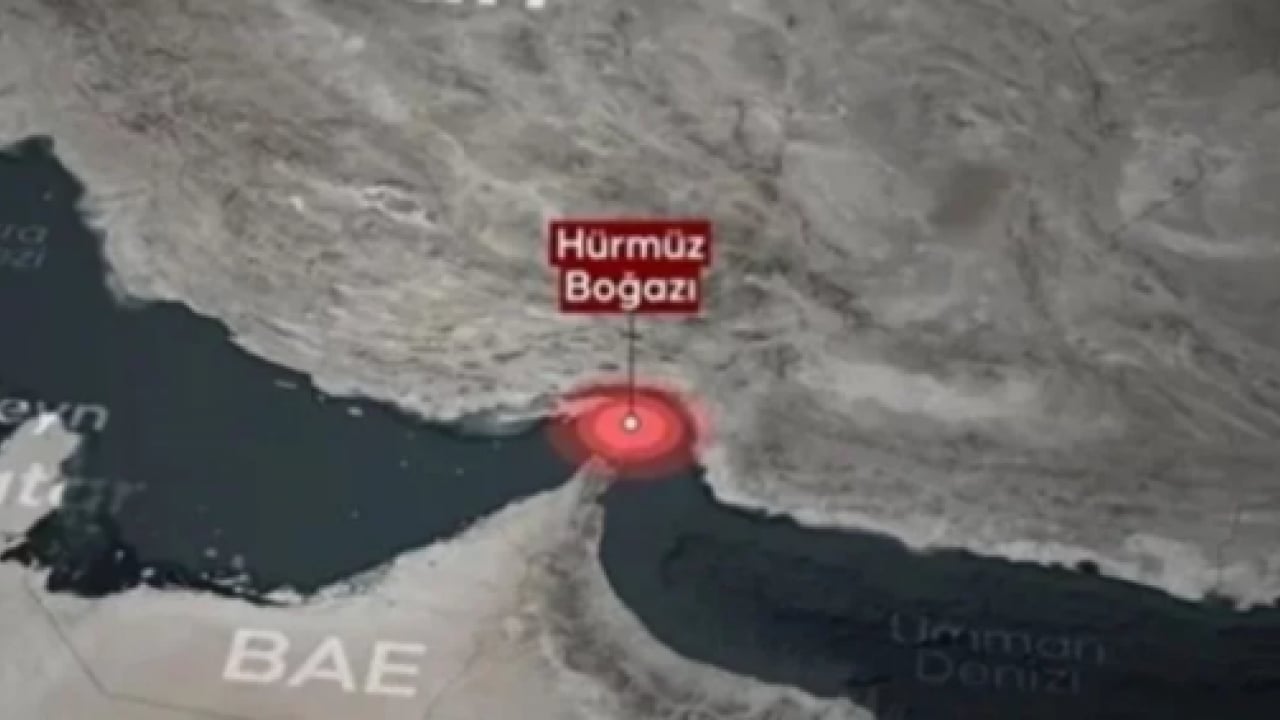 Foto - Trump'ı çıldırtacak gelişme! İran'dan yeni Hürmüz hamlesi!