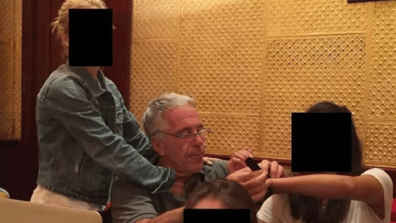 Foto - Trump'ın cambaza bak oyunu: Saldırganlığının arkasında o belgeler mi var?