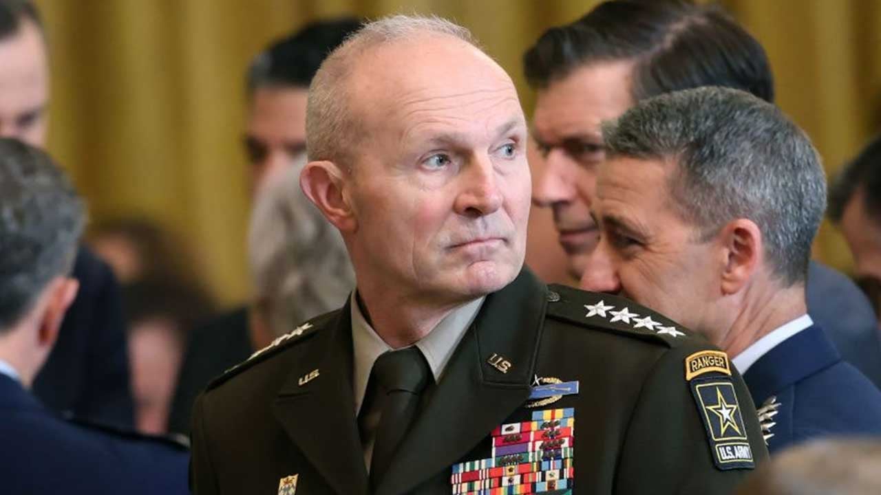 Foto - Trump'ın görevden aldığı generalden tarihe geçecek mesaj