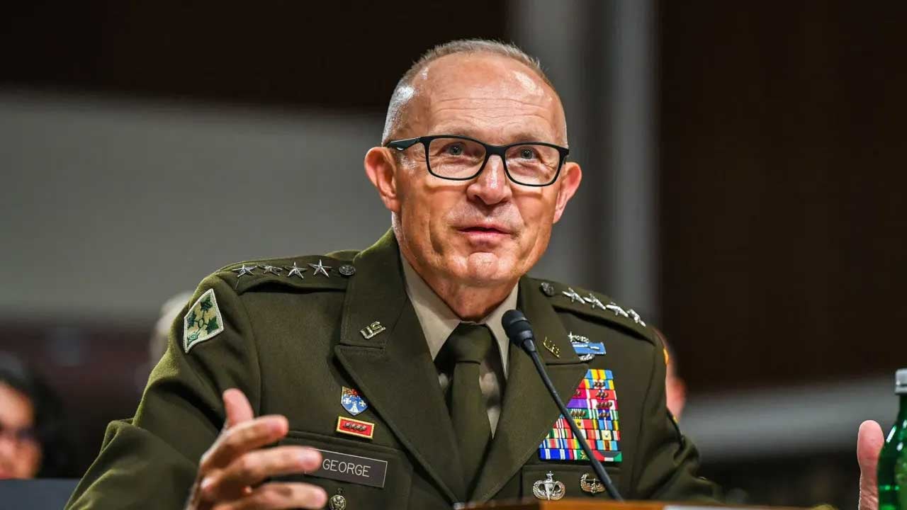 Foto - Trump'ın görevden aldığı generalden tarihe geçecek mesaj