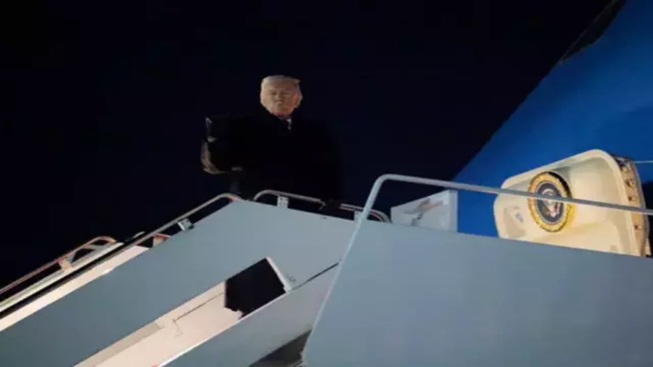 Foto - Trump’ın uçağında panik anları! Apar topar ABD’ye geri döndü