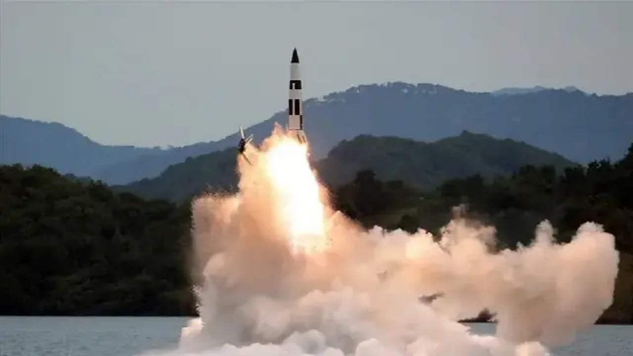 Foto - Trump’ın ziyareti kıvılcımı ateşledi! Füzeler ardı ardına fırlatıldı