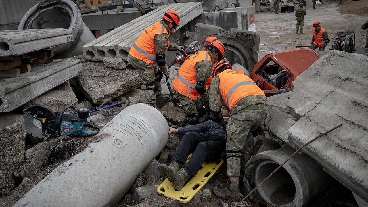 Foto - TSK İnsani Yardım Tugayı'ndan tatbikat
