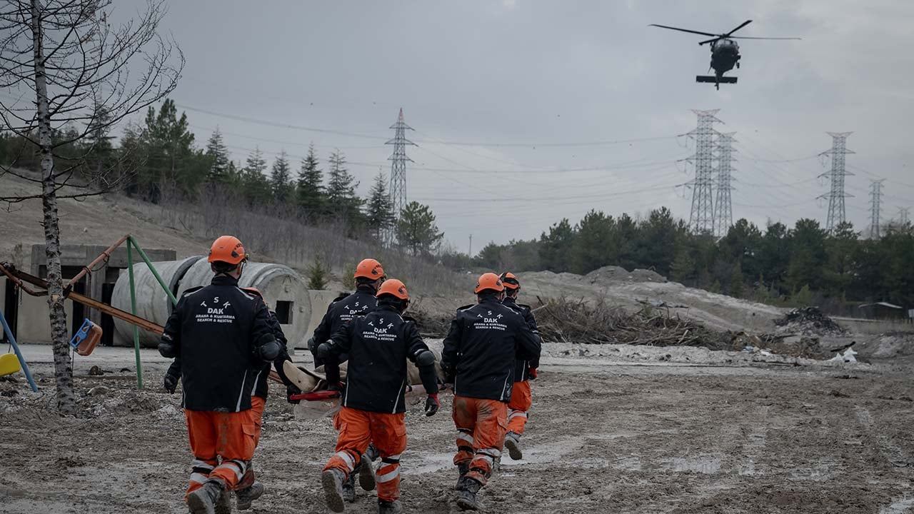 Foto - TSK İnsani Yardım Tugayı'ndan tatbikat