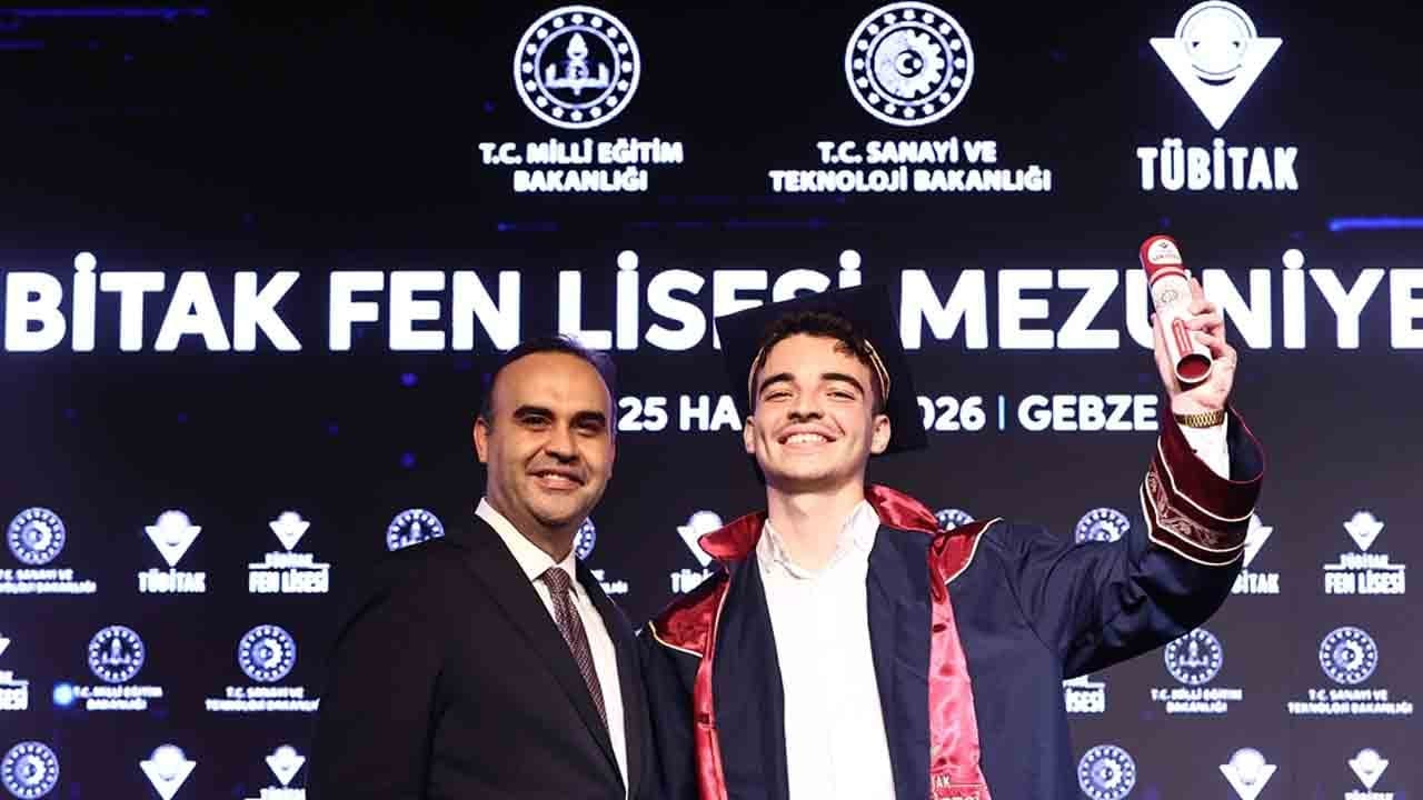 Foto - TÜBİTAK Fen Lisesi ilk mezunlarını verdi: Geleceğin mühendisleri gümbür gümbür geliyor