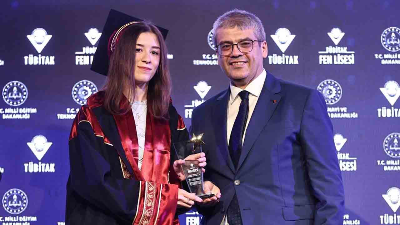 Foto - TÜBİTAK Fen Lisesi ilk mezunlarını verdi: Geleceğin mühendisleri gümbür gümbür geliyor