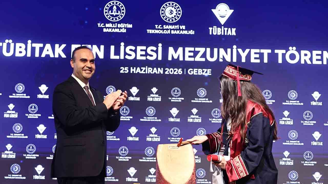 Foto - TÜBİTAK Fen Lisesi ilk mezunlarını verdi: Geleceğin mühendisleri gümbür gümbür geliyor