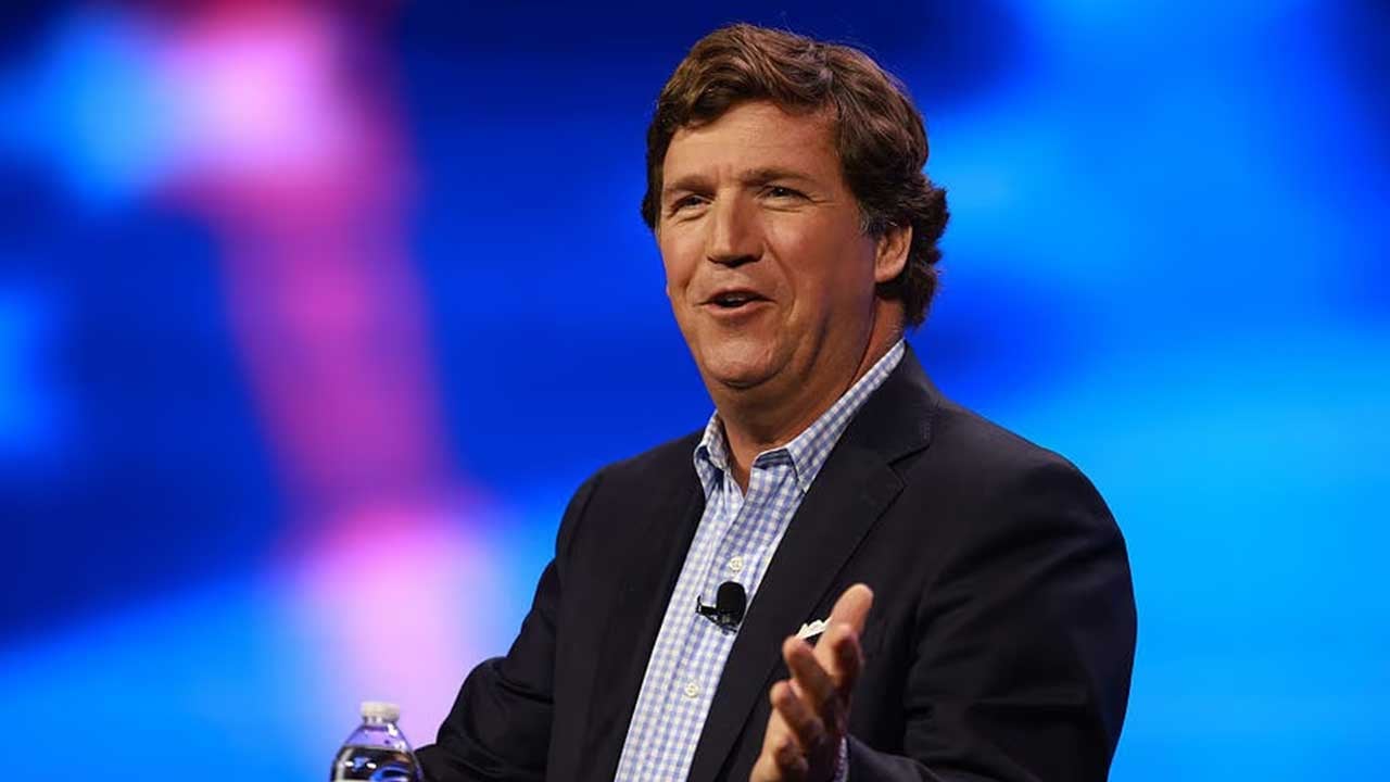 Foto - Tucker Carlson yine bombaladı! 9 milyonluk ülke Amerika'yı koyun gibi güdüyor