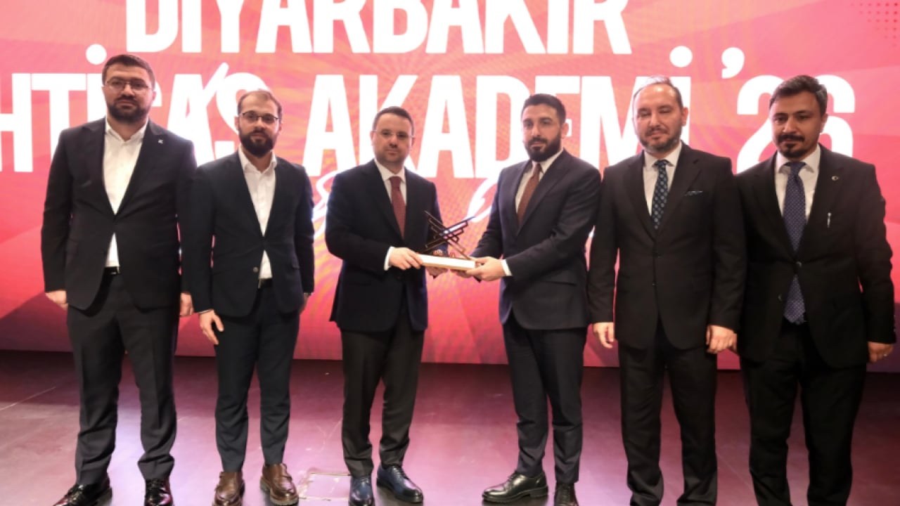 Foto - TÜGVA İhtisas Akademi 2026 Diyarbakır ve Mardin lansmanı gerçekleştirildi