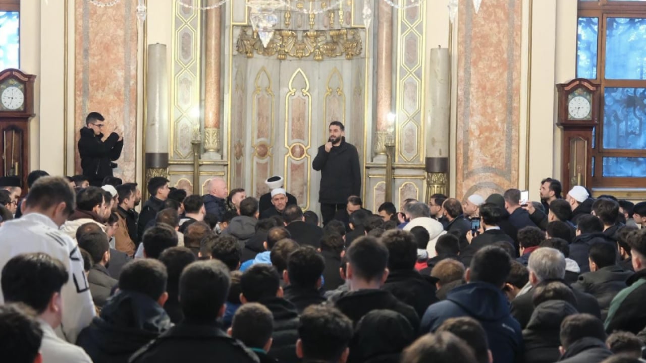 Foto - TÜGVA İstanbul’dan Seher Vakti Buluşması: 1453 Genç Dolmabahçe Camii’nde