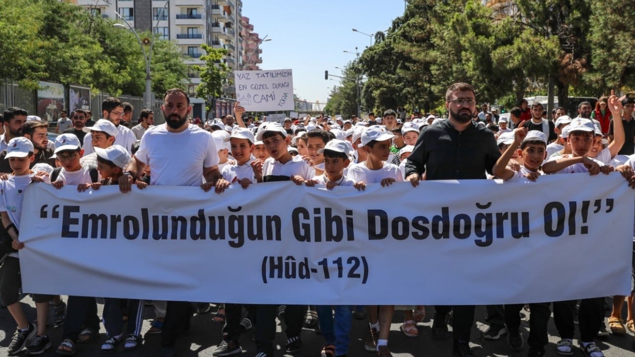 Foto - TÜGVA’dan Diyarbakır’da örnek etkinlik! Minik yürekler camide buluştu