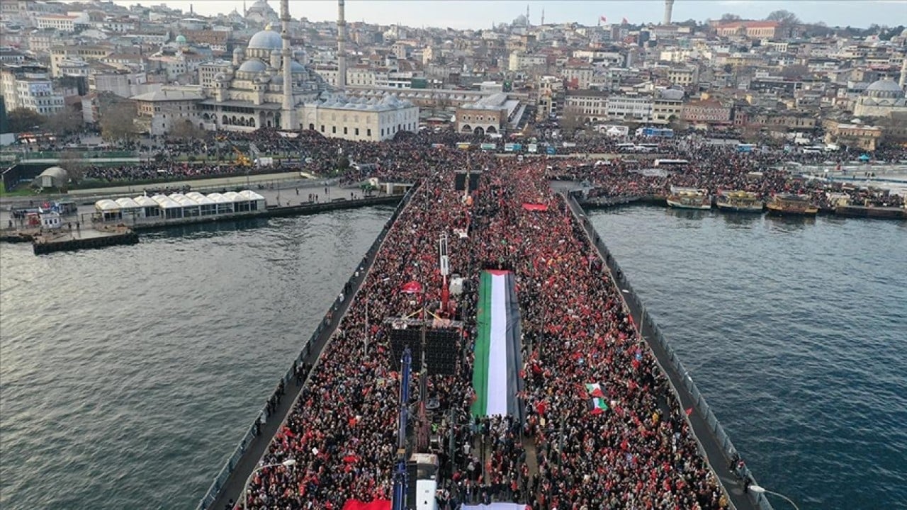 Foto - TÜGVA’dan Galata Köprüsü'ndeki tarihi Filistin’e destek eylemine davet